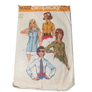 Simplicity 5022 Vintage Sewing Pattern Blouses & Tie Size 40 Womens 1970s